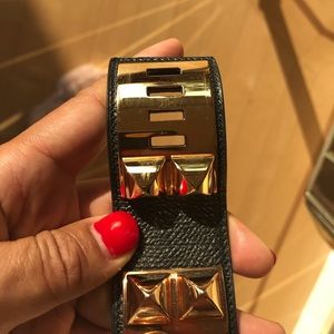 Hermès Gold / leather Bracelet New w recipe & box.
